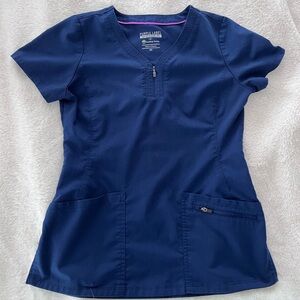 EUC Purple Label Yoga by Healing Hands Scrub Top